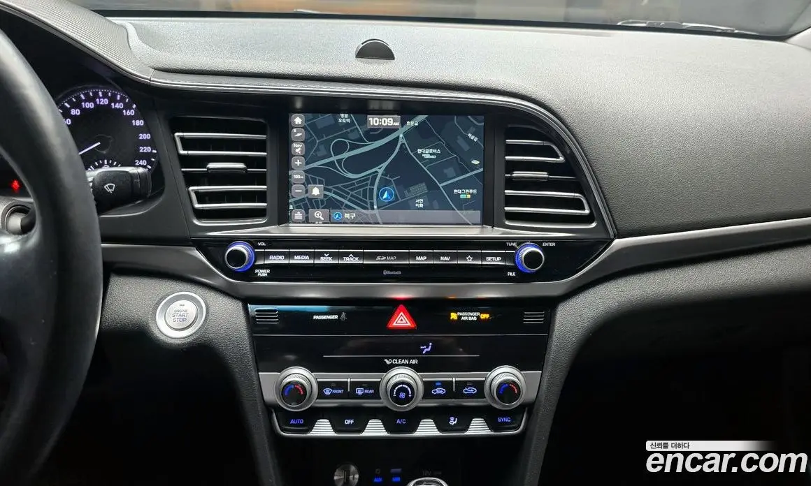 Hyundai Avante 2019 1.6 автомат (гидро), фото 16