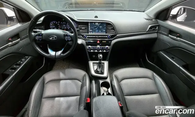 Hyundai Avante 2019 1.6 автомат (гидро), миниатюра 7