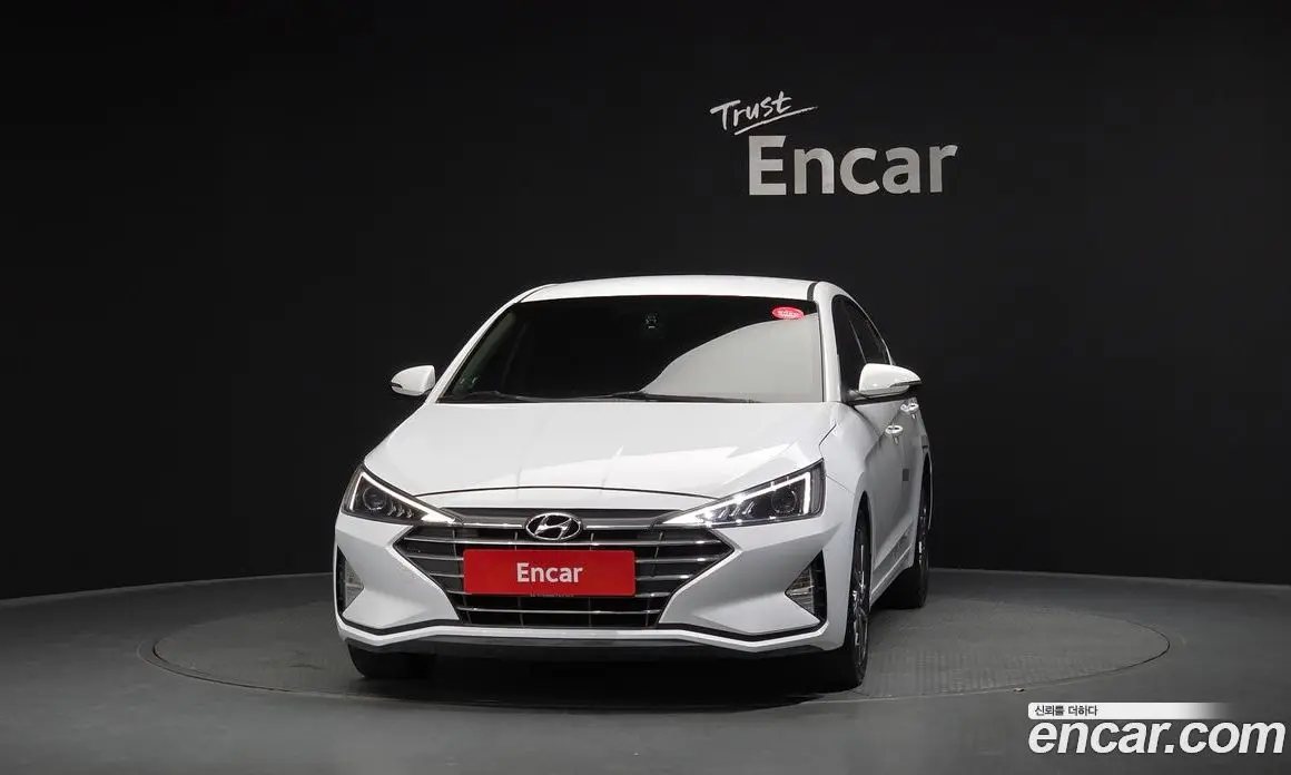 Hyundai Avante 2019 1.6 автомат (гидро), фото 3
