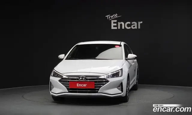 Hyundai Avante 2019 1.6 автомат (гидро), миниатюра 3