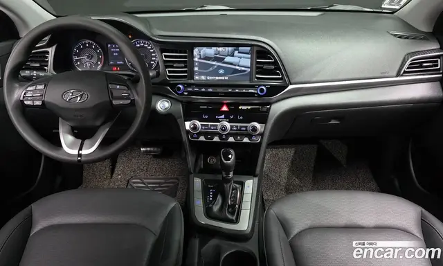 Hyundai Avante 2019 1.6 автомат (гидро), миниатюра 7