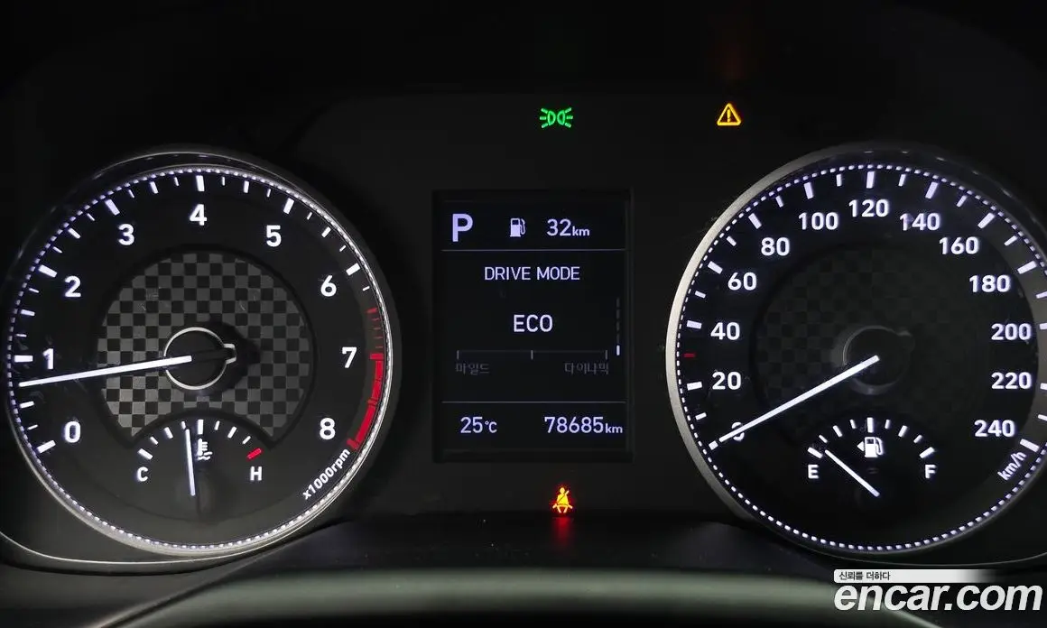 Hyundai Avante 2019 1.6 автомат (гидро), фото 8