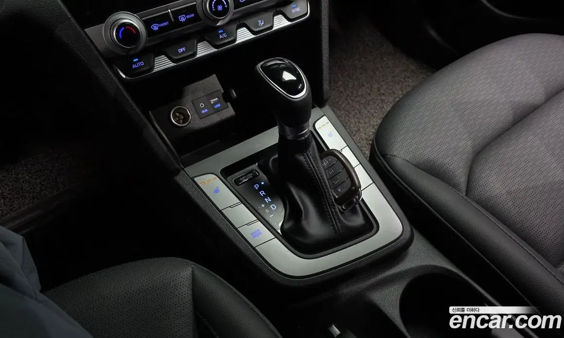 Hyundai Avante 2019 1.6 автомат (гидро), фото 9