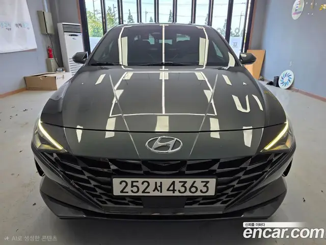 Hyundai Avante 2021 1.6 автомат (гидро), миниатюра 2