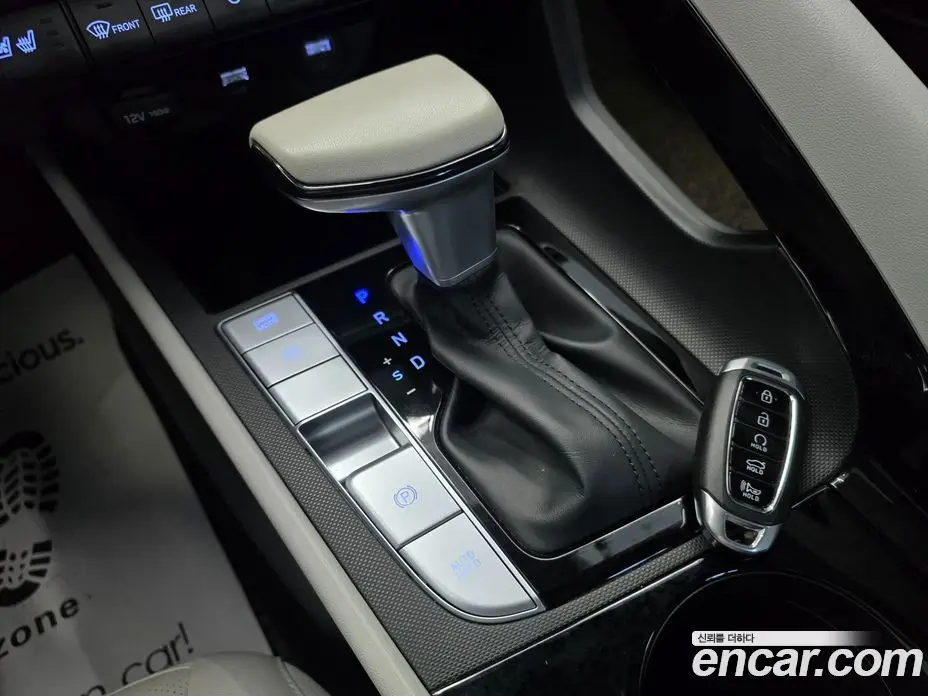 Hyundai Avante 2021 1.6 автомат (гидро), фото 14