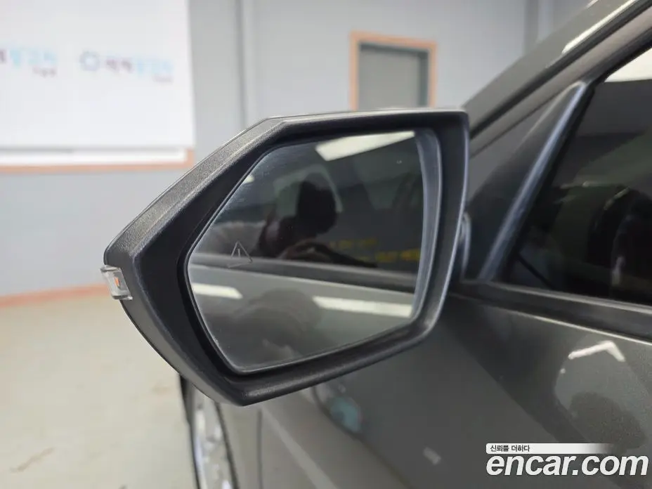 Hyundai Avante 2021 1.6 автомат (гидро), фото 19