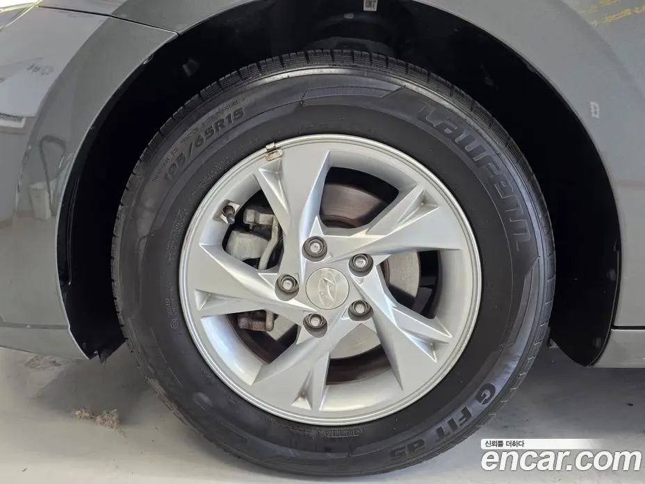 Hyundai Avante 2021 1.6 автомат (гидро), фото 20