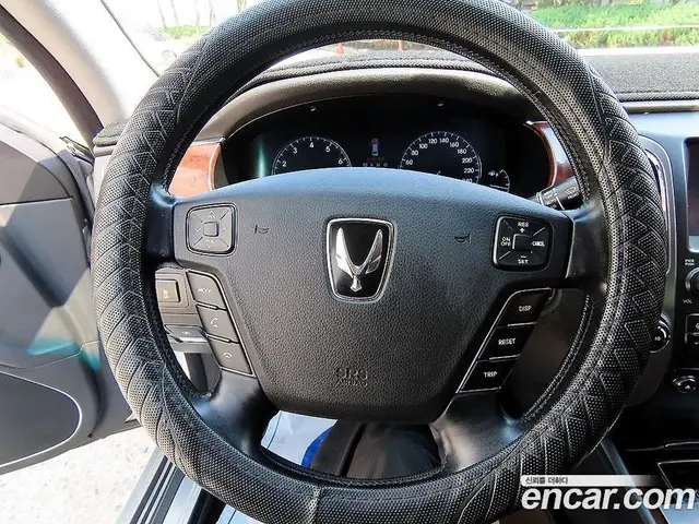 Hyundai Equus 2009 3.8 автомат (гидро), миниатюра 8