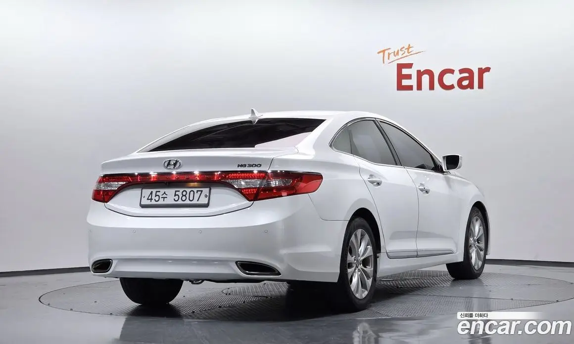 Hyundai Grandeur 2011 3.0 автомат (гидро), фото 2 Hyundai Grandeur 2011 3.0 автомат (гидро), фото 2