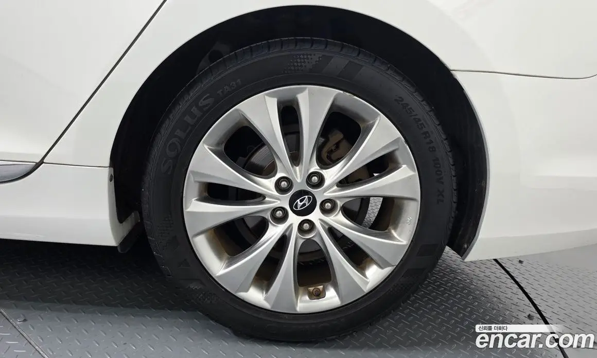 Hyundai Grandeur 2011 3.0 автомат (гидро), фото 7 Hyundai Grandeur 2011 3.0 автомат (гидро), фото 7