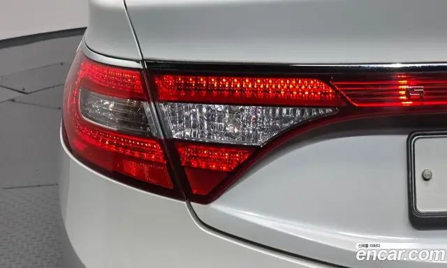 Hyundai Grandeur 2011 3.0 автомат (гидро), миниатюра 9 Hyundai Grandeur 2011 3.0 автомат (гидро), миниатюра 9