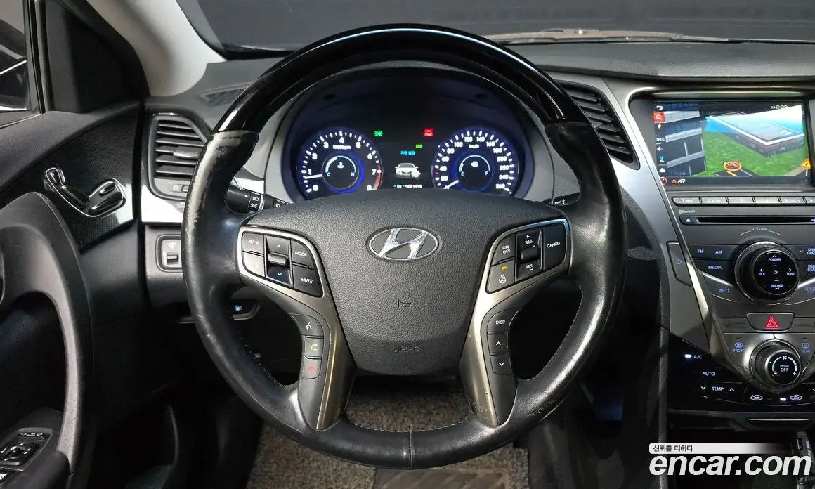 Hyundai Grandeur 2012 3.0 автомат (гидро), фото 13