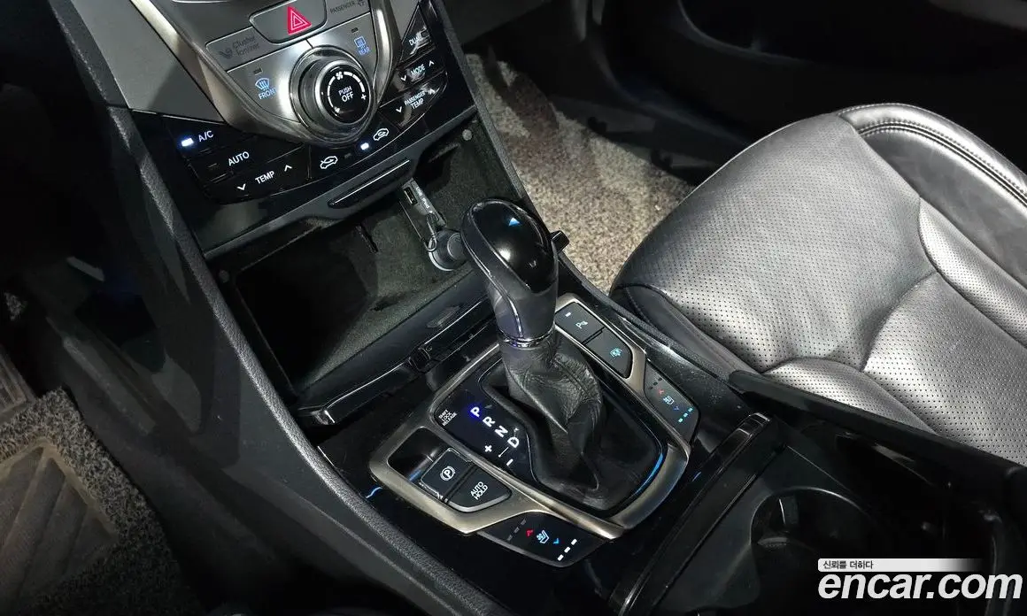 Hyundai Grandeur 2012 3.0 автомат (гидро), фото 9