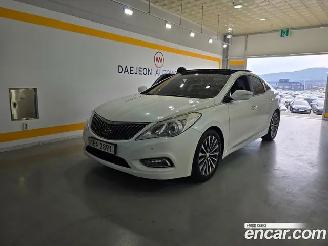 Hyundai Grandeur 2013 3.0 автомат (гидро), миниатюра 2