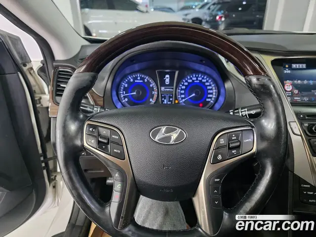 Hyundai Grandeur 2013 3.0 автомат (гидро), миниатюра 12
