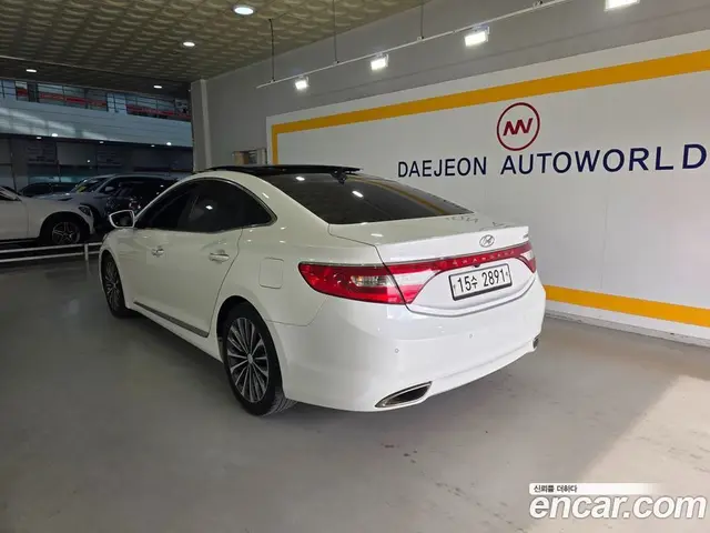 Hyundai Grandeur 2013 3.0 автомат (гидро), миниатюра 3