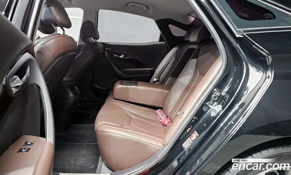 Hyundai Grandeur 2015 3.0 автомат (гидро), фото 17
