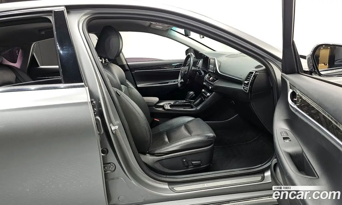 Hyundai Grandeur 2017 2.4 автомат (гидро), фото 11 Hyundai Grandeur 2017 2.4 автомат (гидро), фото 11