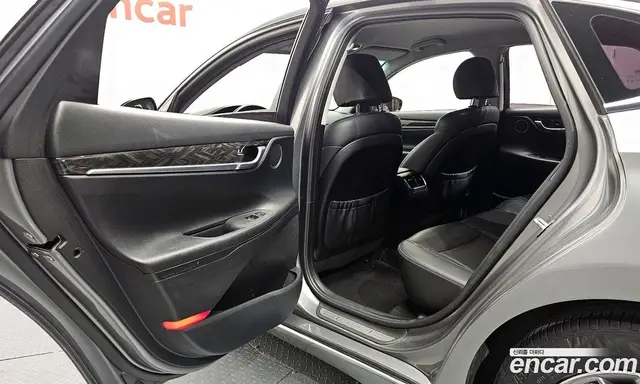 Hyundai Grandeur 2017 2.4 автомат (гидро), миниатюра 12