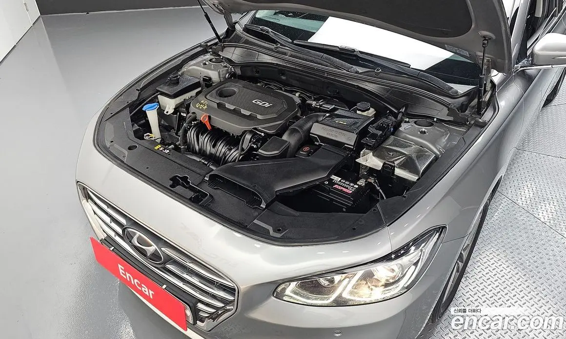 Hyundai Grandeur 2017 2.4 автомат (гидро), фото 6 Hyundai Grandeur 2017 2.4 автомат (гидро), фото 6