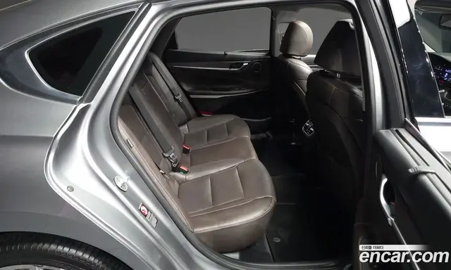 Hyundai Grandeur 2017 2.2 автомат (гидро), миниатюра 12