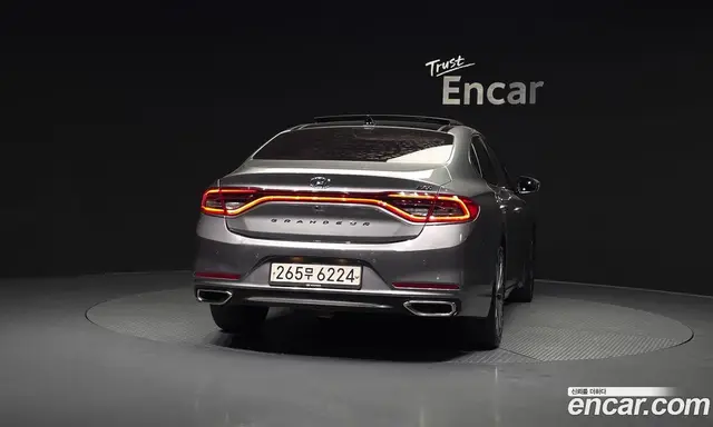 Hyundai Grandeur 2017 2.2 автомат (гидро), миниатюра 4