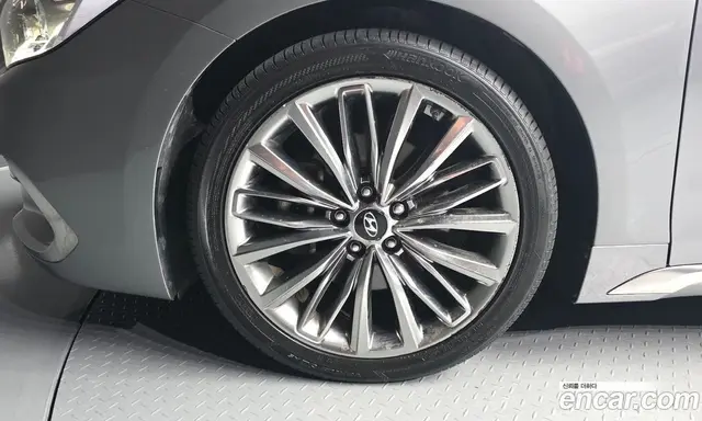 Hyundai Grandeur 2017 2.2 автомат (гидро), миниатюра 5