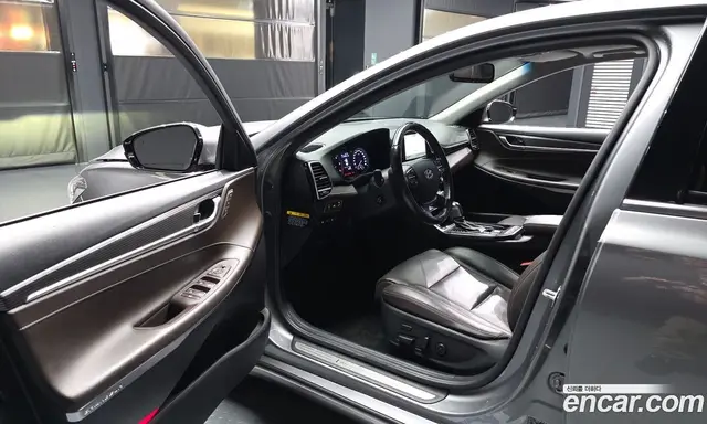 Hyundai Grandeur 2017 2.2 автомат (гидро), миниатюра 10