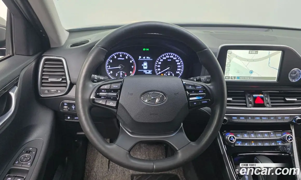 Hyundai Grandeur 2017 2.4 автомат (гидро), фото 14