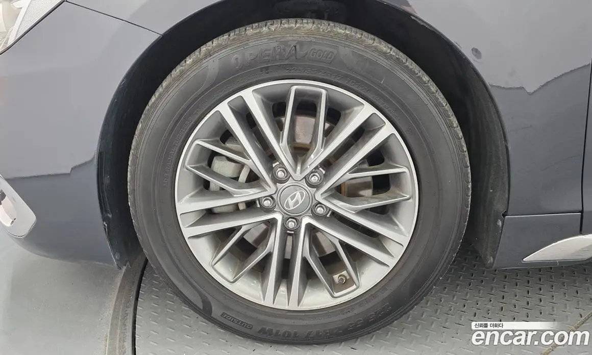 Hyundai Grandeur 2017 2.4 автомат (гидро), фото 5