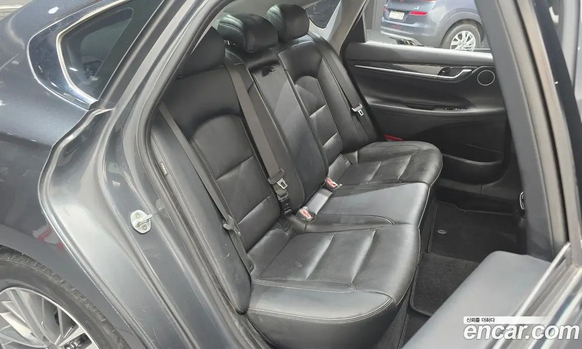 Hyundai Grandeur 2017 3.0 автомат (гидро), фото 12 Hyundai Grandeur 2017 3.0 автомат (гидро), фото 12