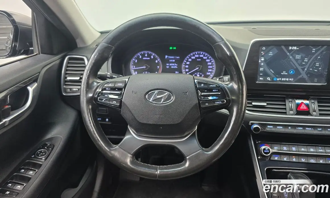 Hyundai Grandeur 2017 3.0 автомат (гидро), фото 13 Hyundai Grandeur 2017 3.0 автомат (гидро), фото 13