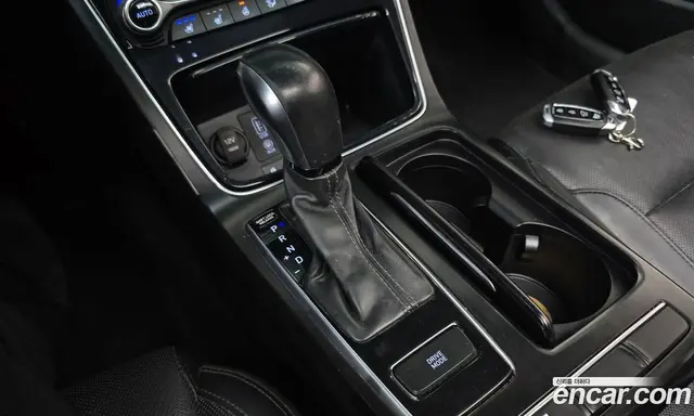 Hyundai Grandeur 2017 3.0 автомат (гидро), миниатюра 9 Hyundai Grandeur 2017 3.0 автомат (гидро), миниатюра 9