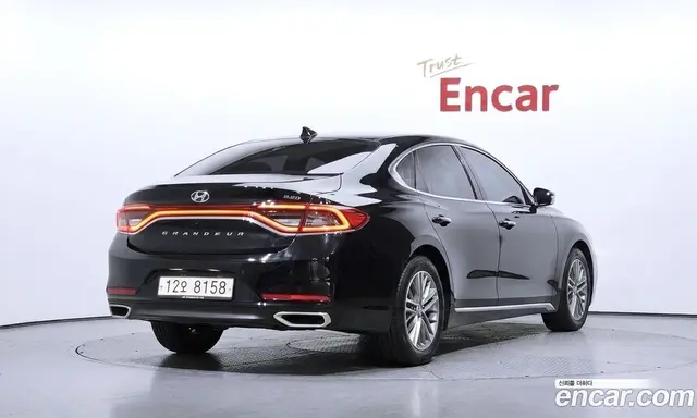 Hyundai Grandeur 2018 2.2 автомат (гидро), миниатюра 2