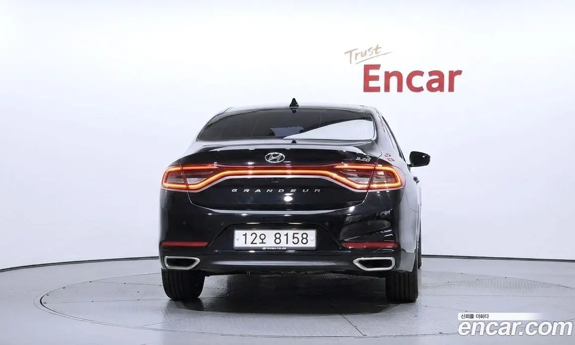 Hyundai Grandeur 2018 2.2 автомат (гидро), фото 4