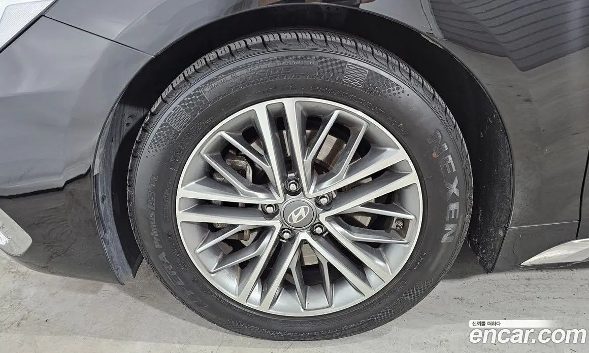 Hyundai Grandeur 2018 2.2 автомат (гидро), фото 5