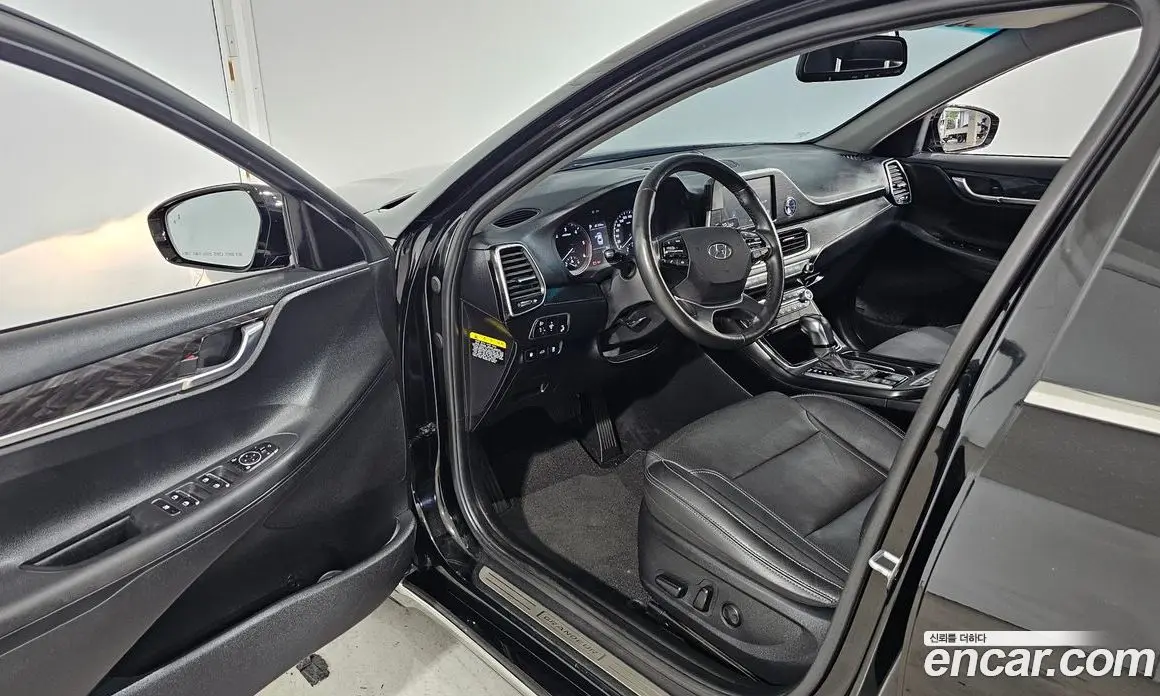 Hyundai Grandeur 2018 2.2 автомат (гидро), фото 10
