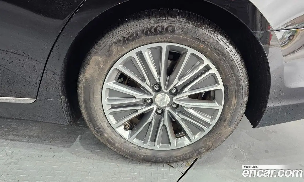 Hyundai Grandeur 2019 2.4 автомат (гидро), фото 5 Hyundai Grandeur 2019 2.4 автомат (гидро), фото 5