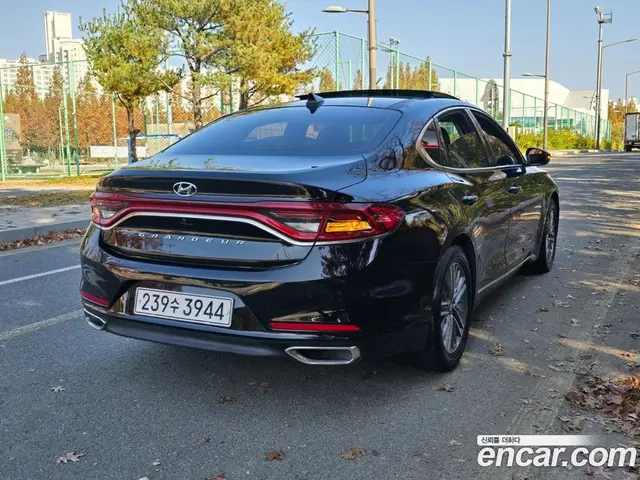Hyundai Grandeur 2019 2.4 автомат (гидро), миниатюра 5 Hyundai Grandeur 2019 2.4 автомат (гидро), миниатюра 5