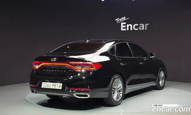 Hyundai Grandeur 2019 2.4 автомат (гидро), миниатюра 2