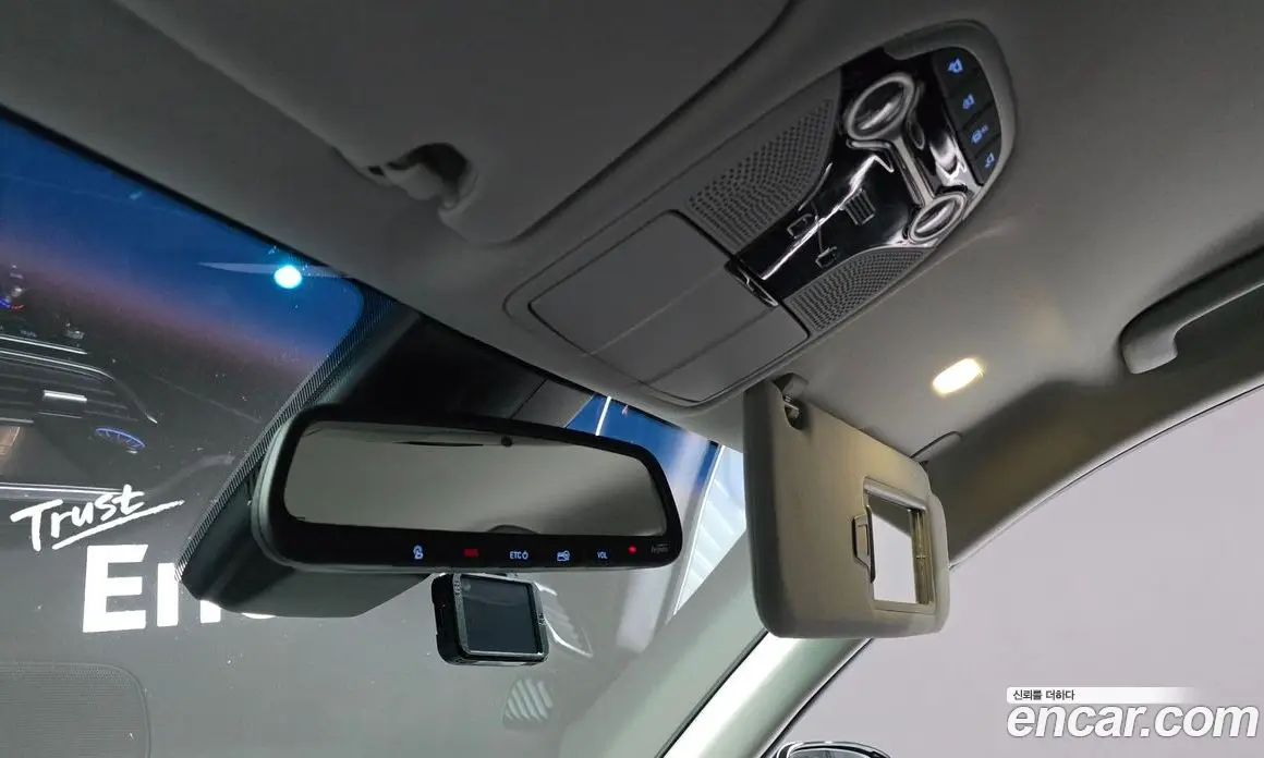 Hyundai Grandeur 2019 2.4 автомат (гидро), фото 16