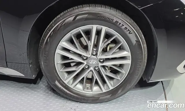 Hyundai Grandeur 2019 2.4 автомат (гидро), миниатюра 5