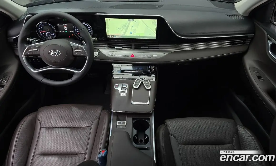 Hyundai Grandeur 2021 2.5 автомат (гидро), фото 10 Hyundai Grandeur 2021 2.5 автомат (гидро), фото 10