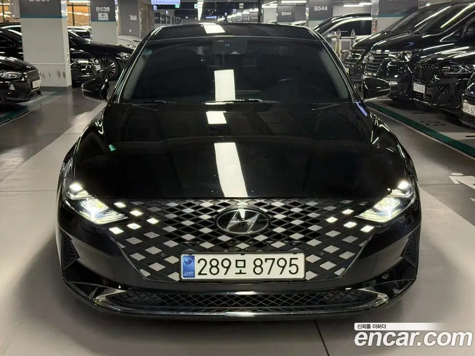 Hyundai Grandeur 2021 2.5 автомат (гидро), фото 1 Hyundai Grandeur 2021 2.5 автомат (гидро), фото 1