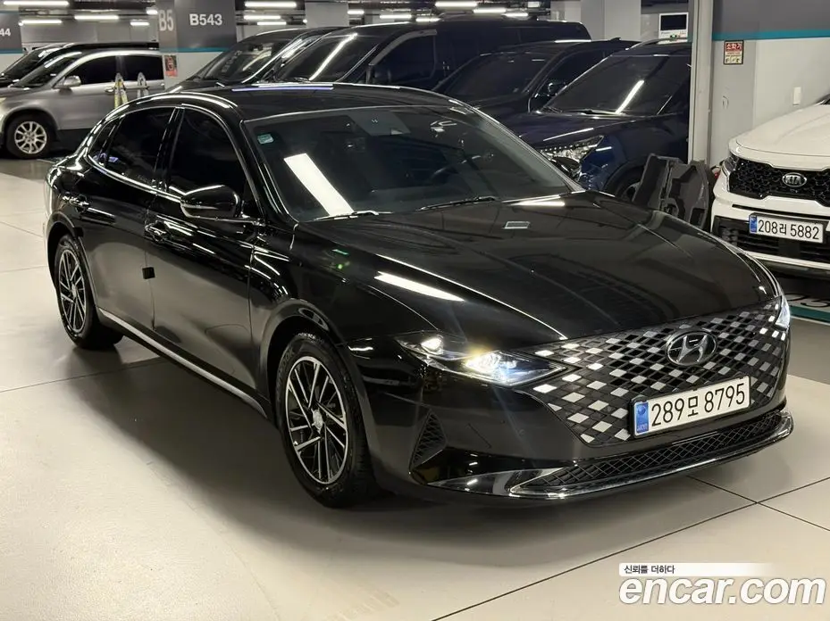 Hyundai Grandeur 2021 2.5 автомат (гидро), фото 2 Hyundai Grandeur 2021 2.5 автомат (гидро), фото 2