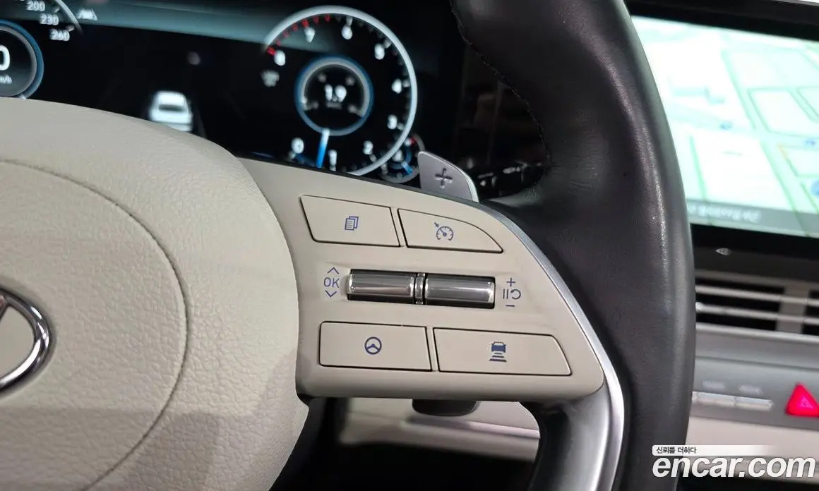 Hyundai Grandeur 2022 2.5 автомат (гидро), фото 17