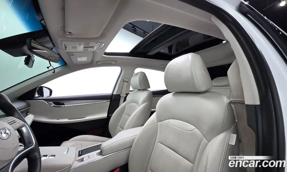 Hyundai Grandeur 2022 2.5 автомат (гидро), фото 18