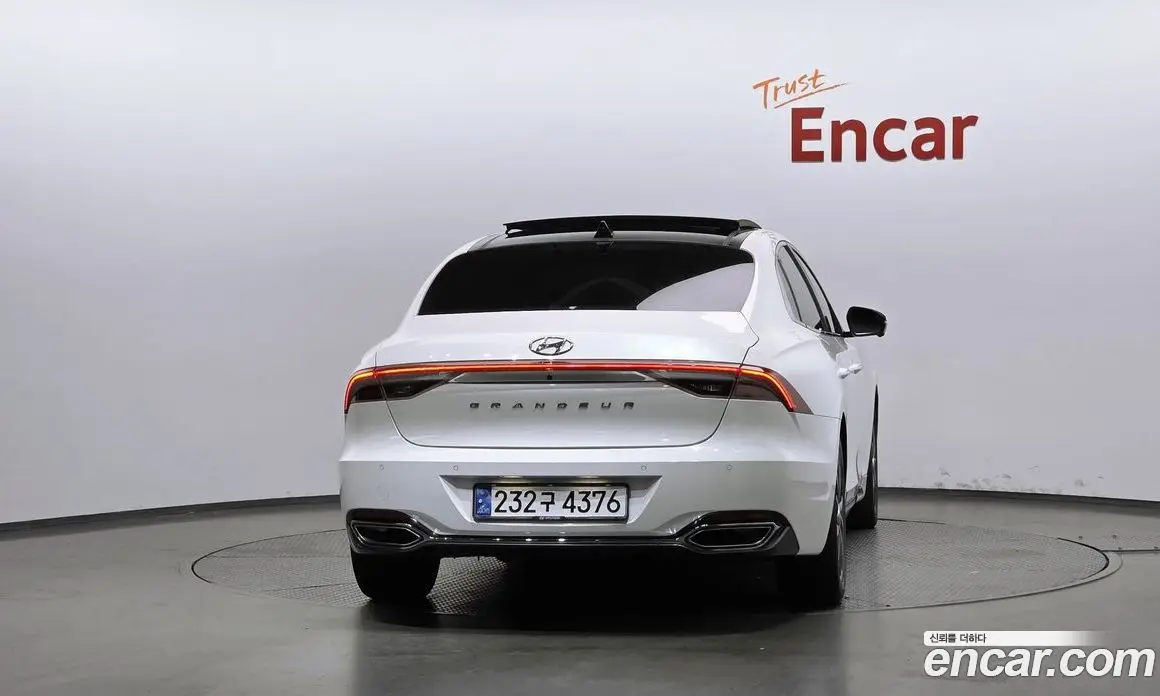Hyundai Grandeur 2022 2.5 автомат (гидро), фото 4