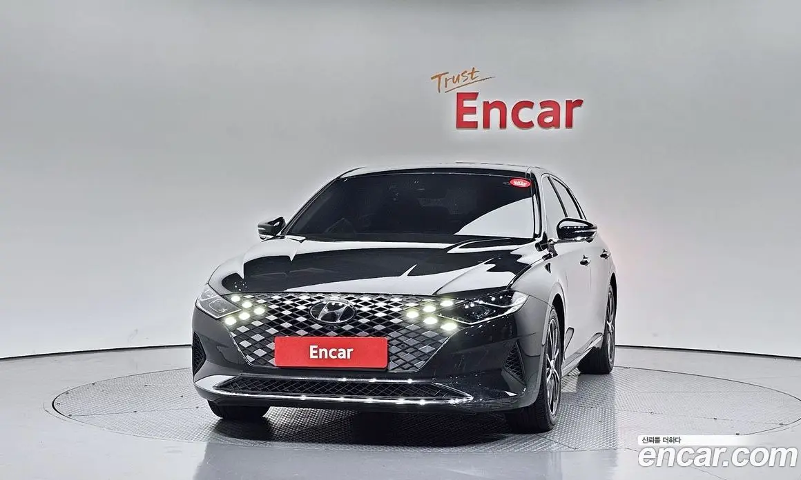 Hyundai Grandeur 2022 2.5 автомат (гидро), фото 3 Hyundai Grandeur 2022 2.5 автомат (гидро), фото 3