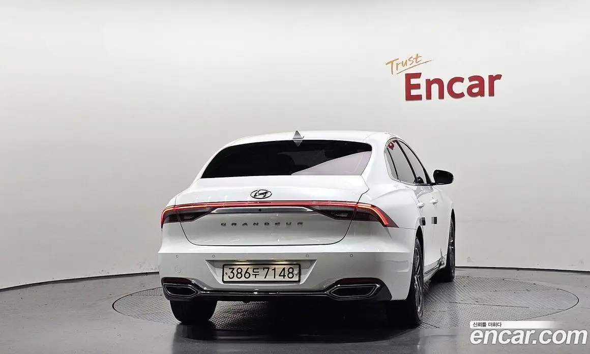 Hyundai Grandeur 2022 2.5 автомат (гидро), фото 4
